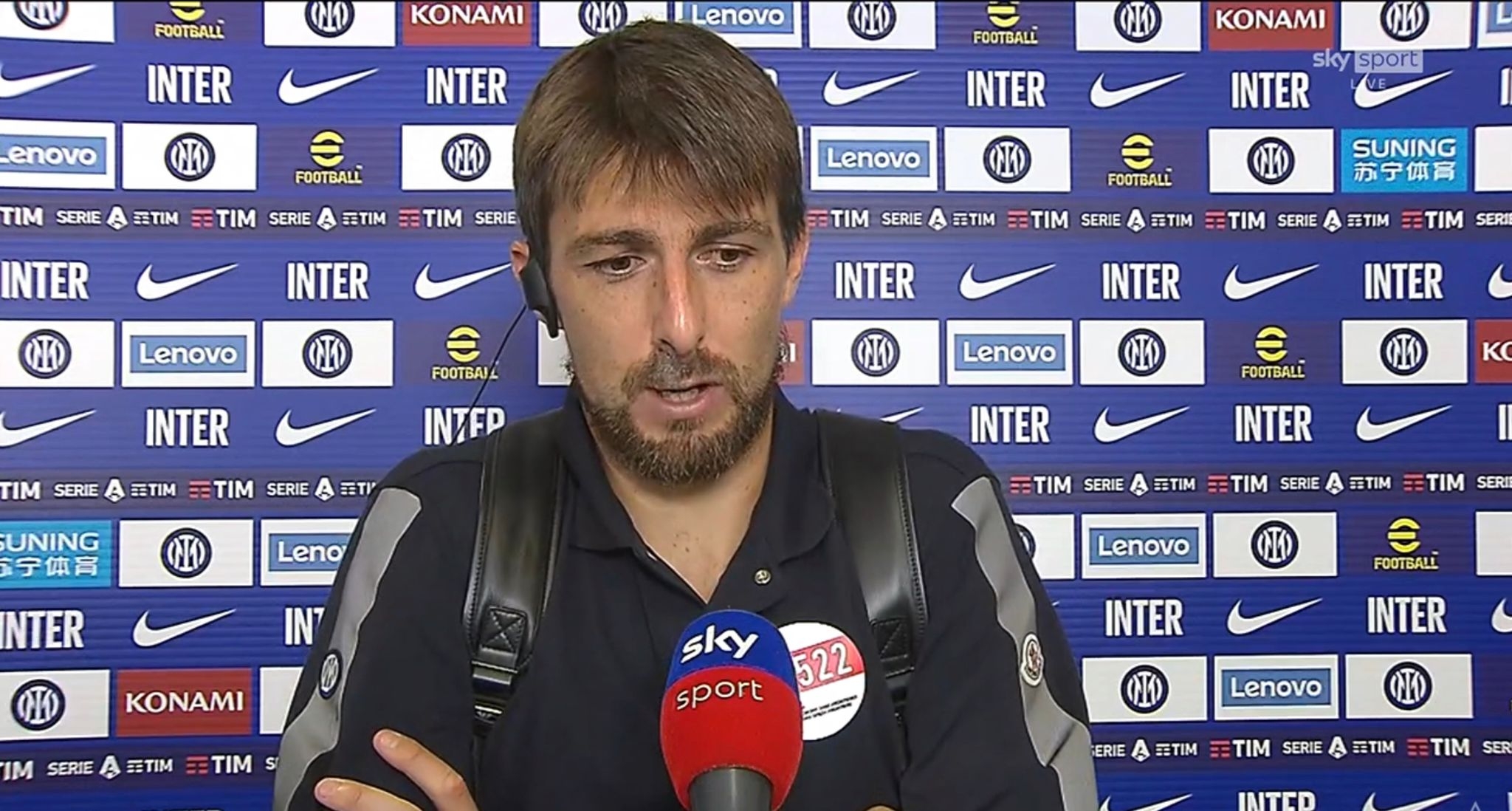 在乒乓球界 在乒乓球界